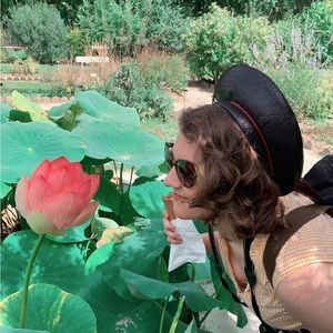 Meet your Posher, Megan